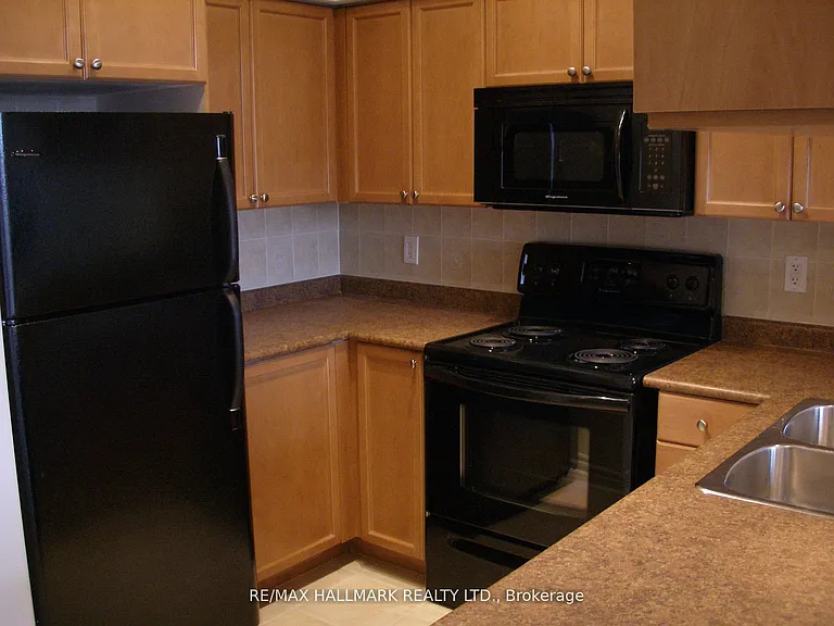 320 City Centre Dr #317 — Photo 21