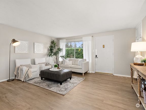 4th image of 7126 86th Street SW