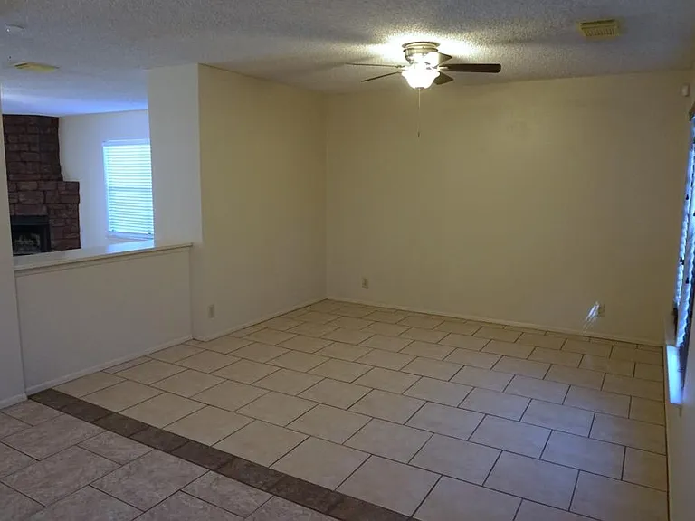 7515 Foss Mdws — Photo 5