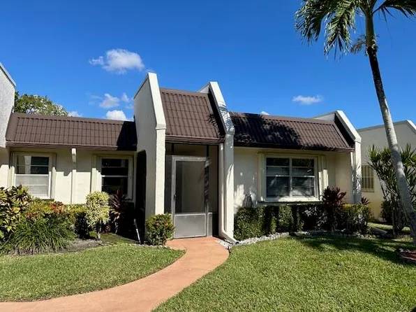 109 Lake Susan Drive, West Palm Beach, FL 33411