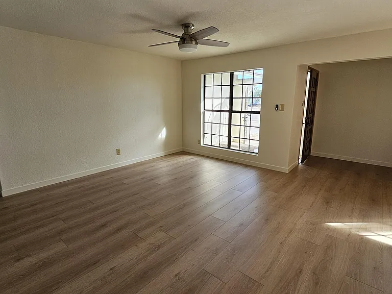 5012 E Presidio Rd — Photo 33