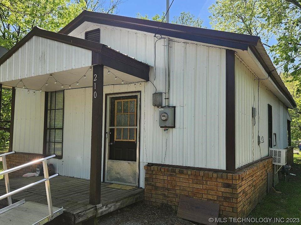 210 E Chickasaw St, Tahlequah, OK 74464 Zillow