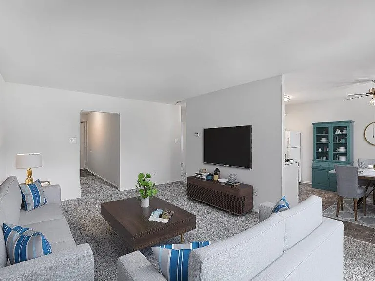 Woodacres Apartment Homes — Photo 7