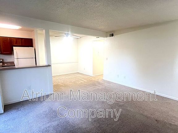4th image of 3014 Antique Oaks Cir APT 115