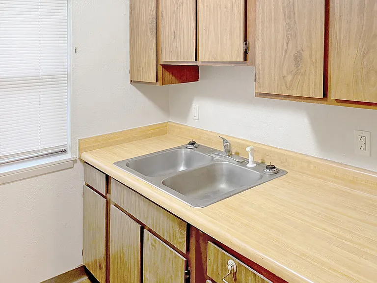 Pam Apartments — Photo 1