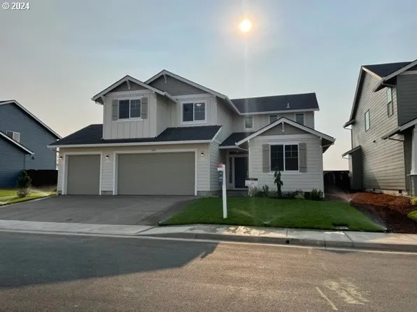 1332 Darlington #98, Junction City, OR 97448