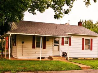 13 S Oak St, Manheim, PA 17545