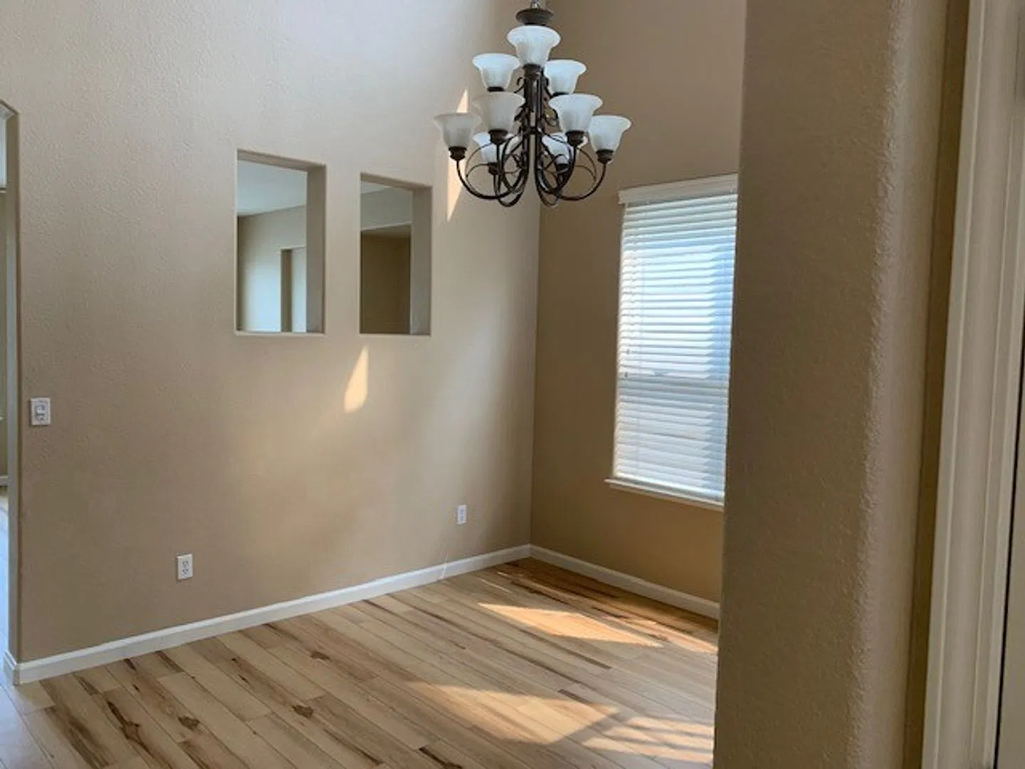 1715 Cavern Drive — Photo 4