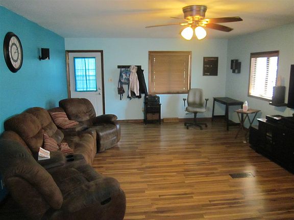 5th image of 508 N Logan St