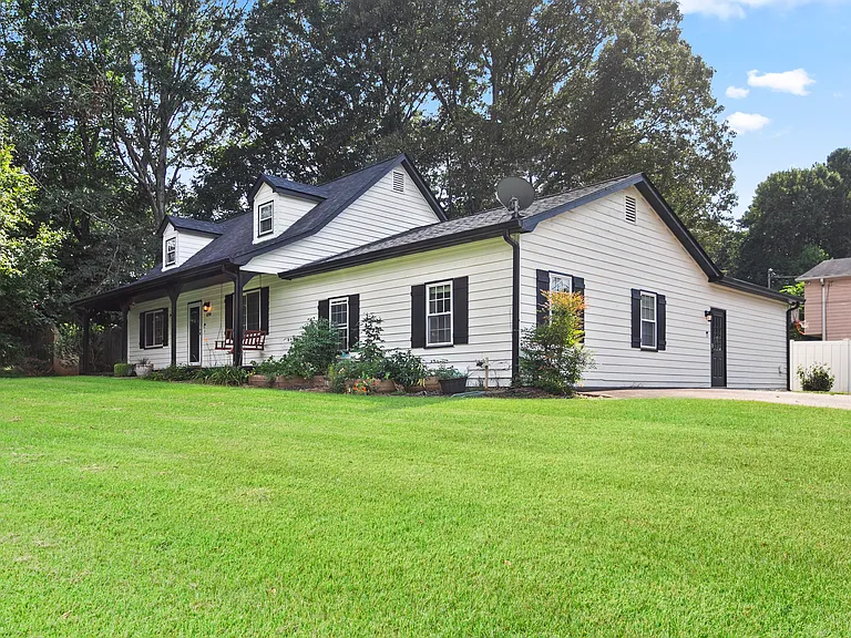 4390 Conwhey Ct SW — Photo 43