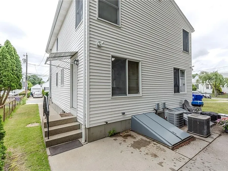 53 Hazael St — Photo 20