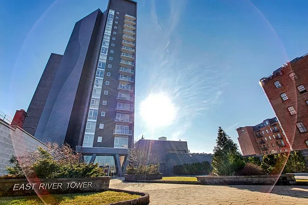 Sold by Keller Williams NYC | media 8