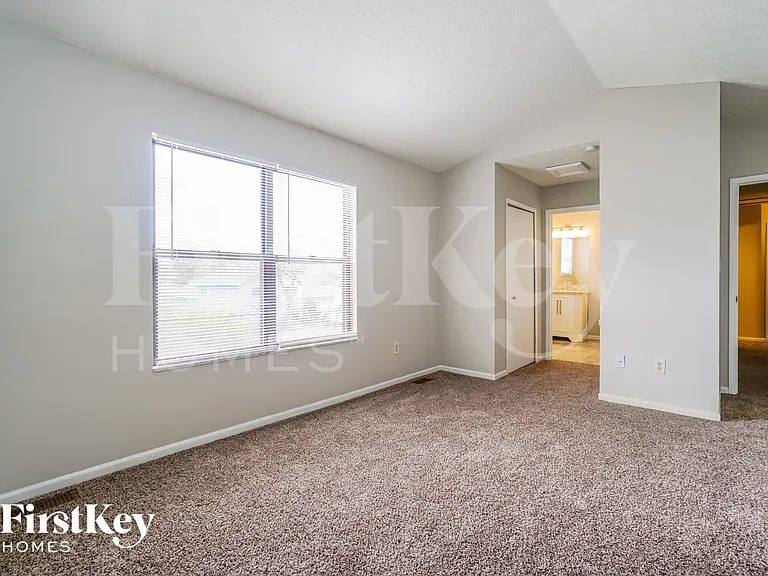2824 Harnet Ct — Photo 11