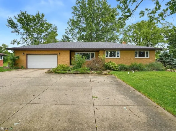 10047 York Rd, North Royalton, OH 44133