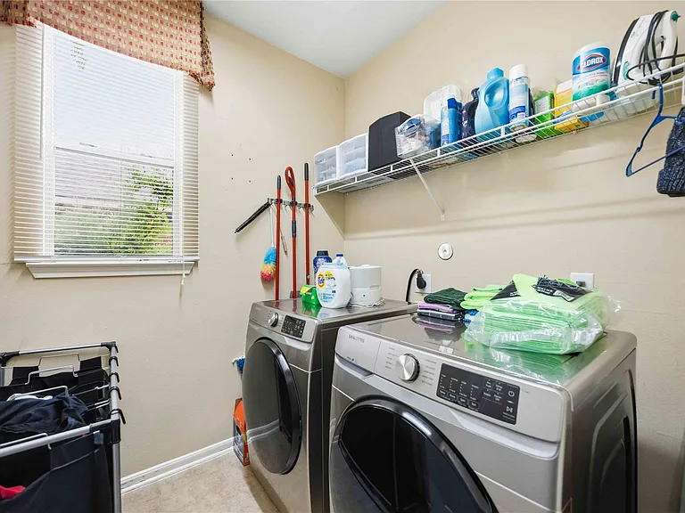 10634 Kentington Oak Dr — Photo 16