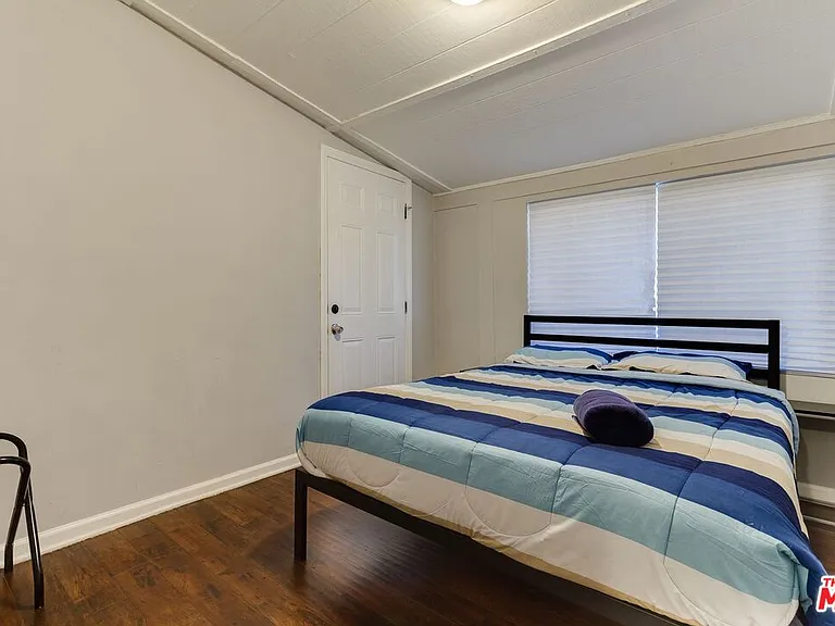6659 Amigo Ave — Photo 26