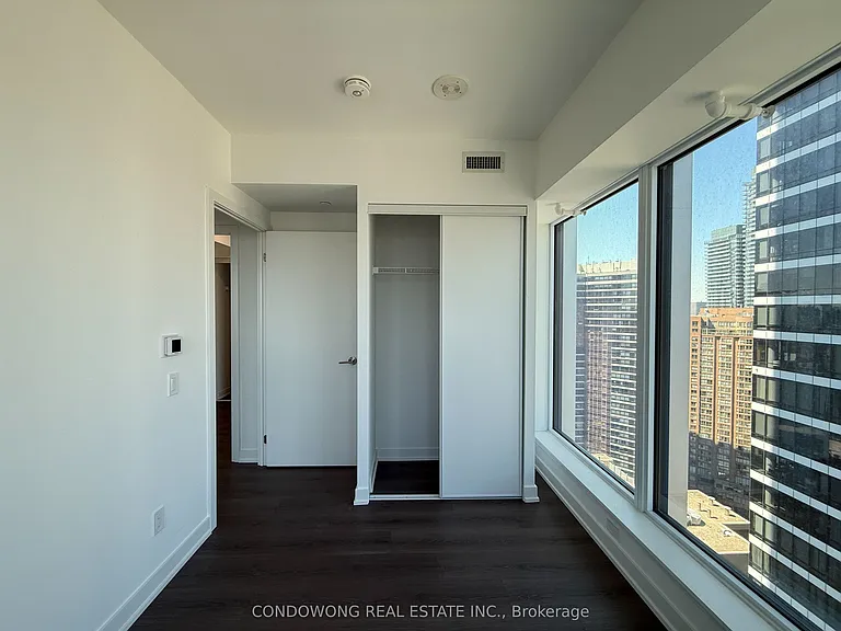 8 Wellesley St W #3309 — Photo 13