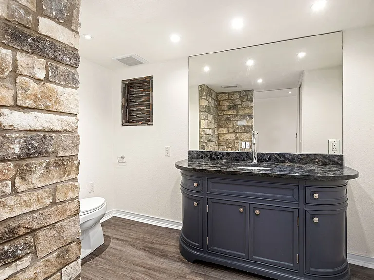 205 Chichester Pl #16 — Photo 20