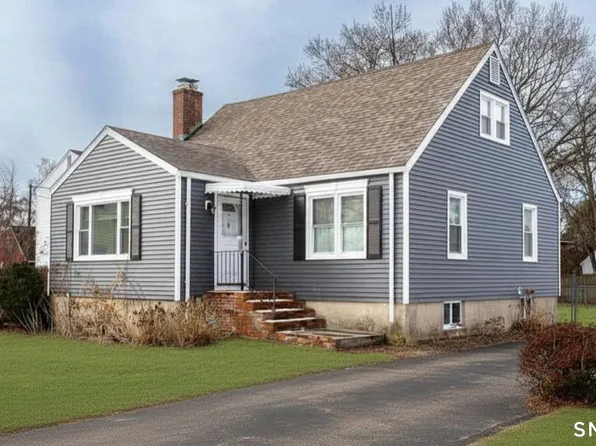 85 Green St, Stratford, CT 06615