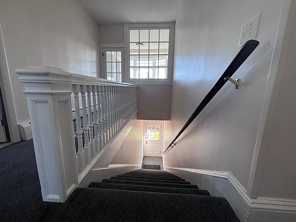 5th image of 42 W Main Rd APT 2F