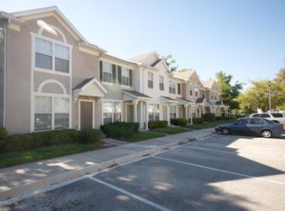 3536 Twisted Tree Ln, Jacksonville, FL 32216