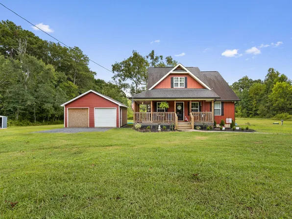 1728 Beaverdale Rd NE, Dalton, GA 30721