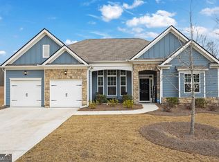 7438 Jennadee Dr, Fairburn, GA 30213