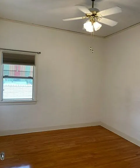 845 N Newport Ave — Photo 7