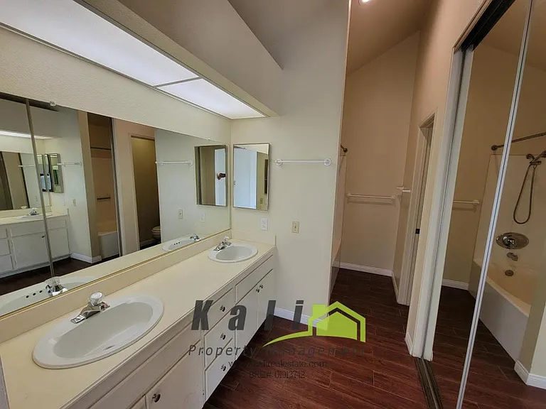2096 Northshore Dr #C — Photo 16