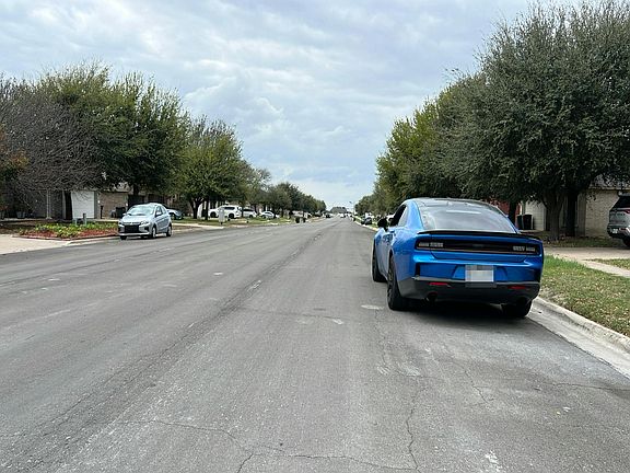 4th image of 5008 Golden Gate Dr