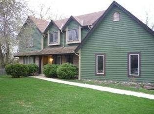 11303 W Appleton Ln, Milwaukee, WI 53225