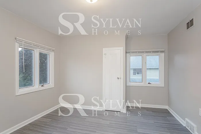 408 Tremont Ave — Photo 12
