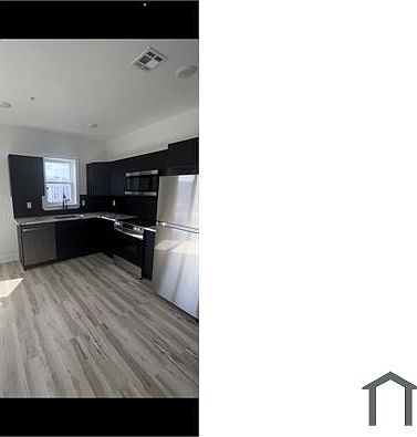 1st image of 3929 N Park Ave #2