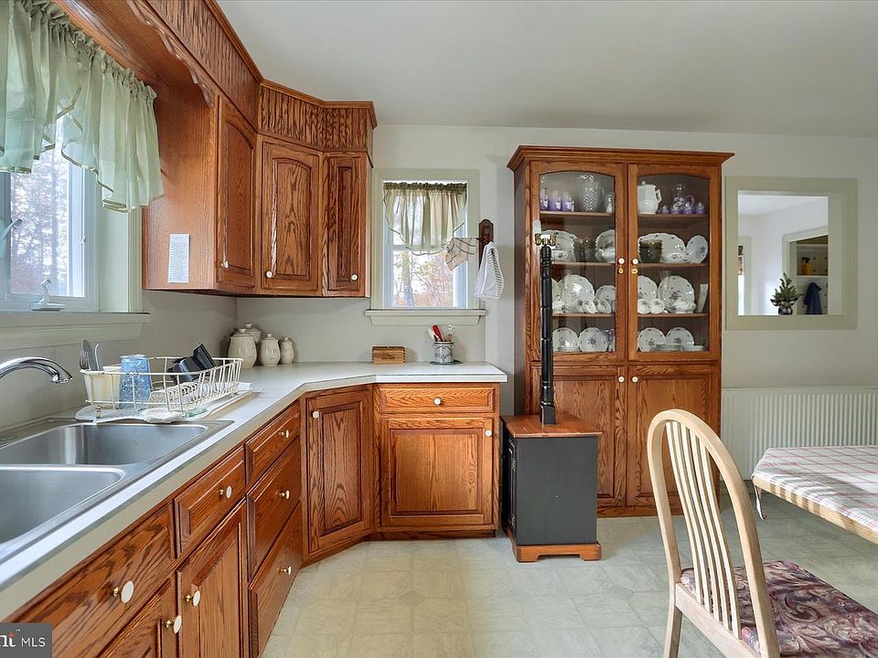 13th image of this home