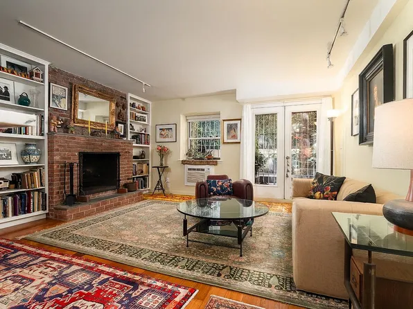 432 E 85th St APT 1R, New York, NY 10028