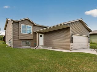 3908 Orchardview Ln NW, Rochester, MN 55901