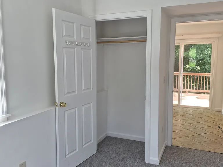 49 Maple Ave — Photo 12