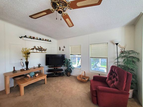 4th image of 8116 Buena Vista Way S