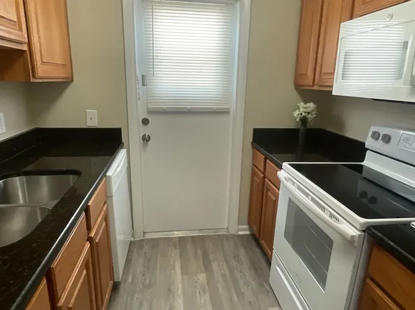 4332 W North B St #207, Tampa, FL 33609
