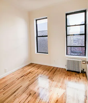 Rented by City Connections Realty | media 15