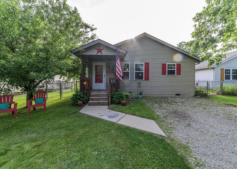1st image of 2205 N Manring Ave