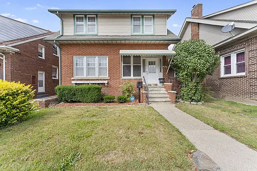 152 Ford Ave Photo 1