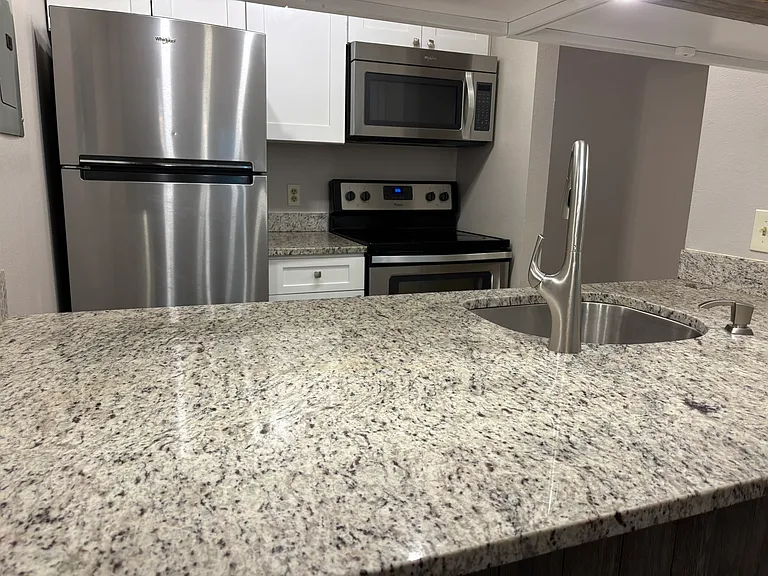 2727 Folsom St #230 — Photo 5