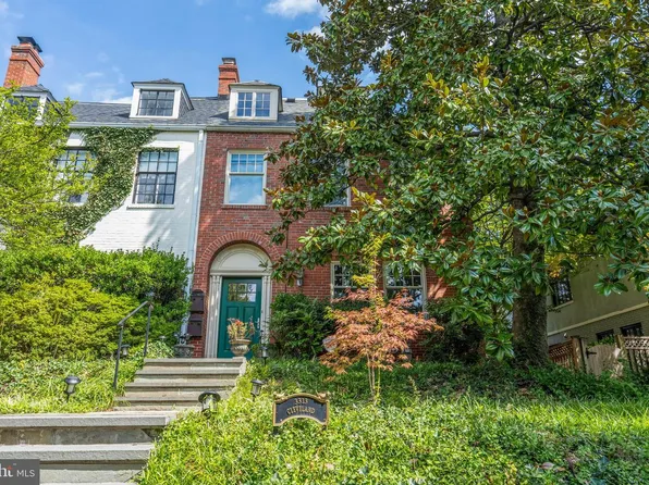3313 Cleveland Ave NW, Washington, DC 20008