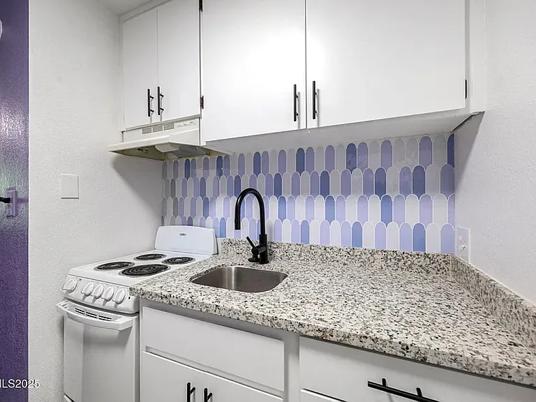 2450 Lymbery St #233 — Photo 8