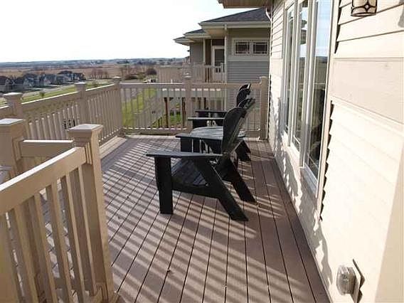 5th image of 1513 Blue Grass Dr