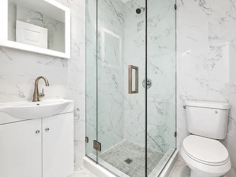 815 Willoughby Ave #3F — Photo 8