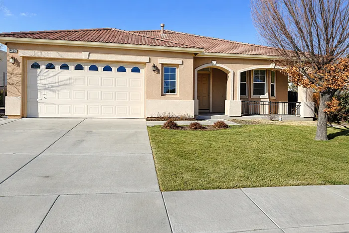 2515 Tuscan Way photo 1