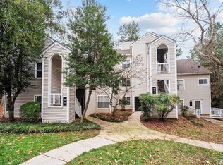 6121 Sunpointe Dr APT 103, Raleigh, NC 27606