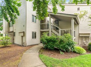 11761 SW Boones Bend Dr, Beaverton, OR 97008